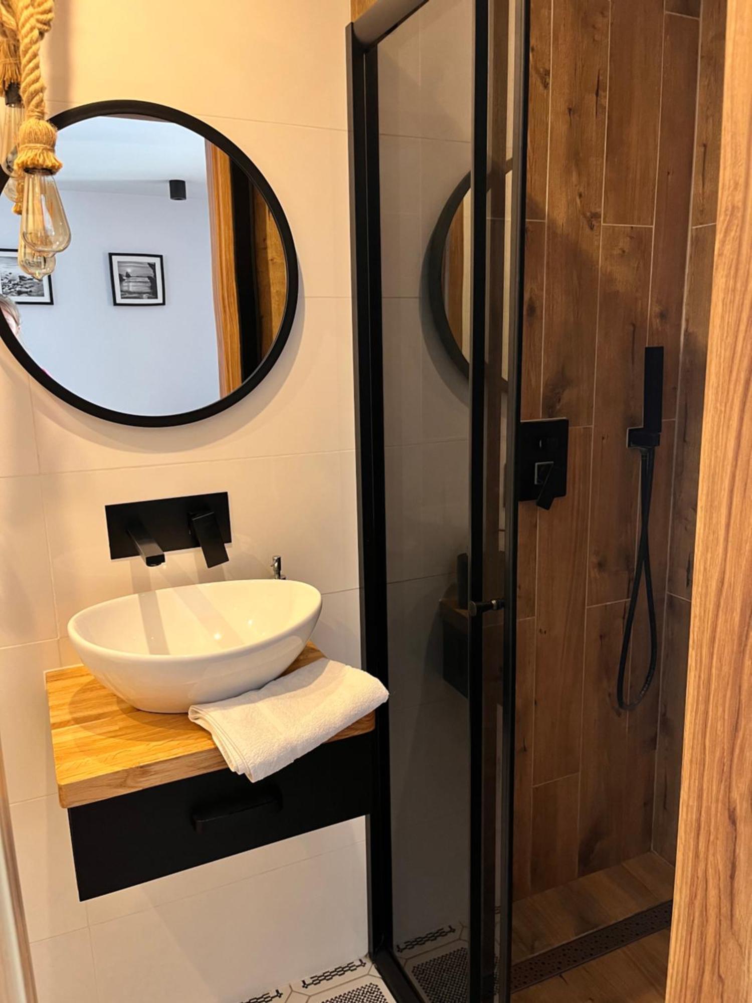 Apartament Numer 1, Dwie Sypialnie Dwa Lozka Orzysz Exteriér fotografie